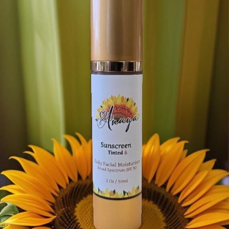 Protector Solar Mineral Facial SPF 50+ con Color - Anaya